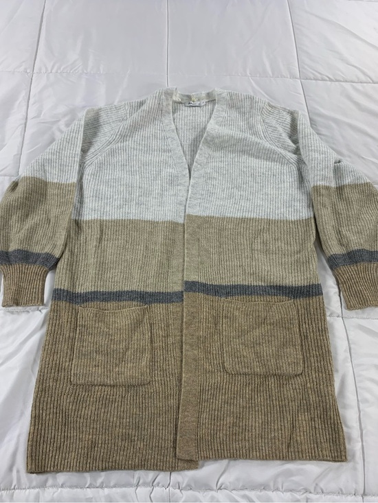 Reitmans Sweaters - Pre loved REITMANS cardigan womens size L